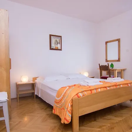 Apartman Dekanic Krk *