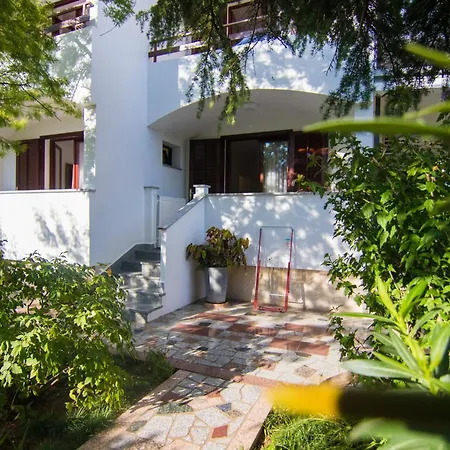Apartman Dekanic Krk *
