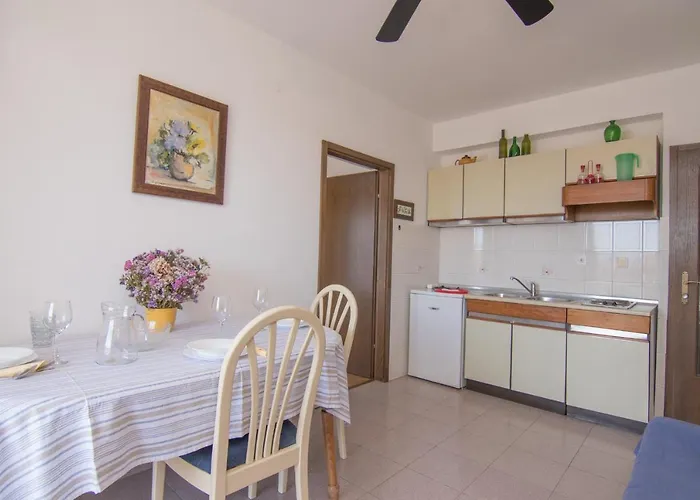 Dekanic Krk Apartament Krk Town